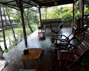 Aple Homestay